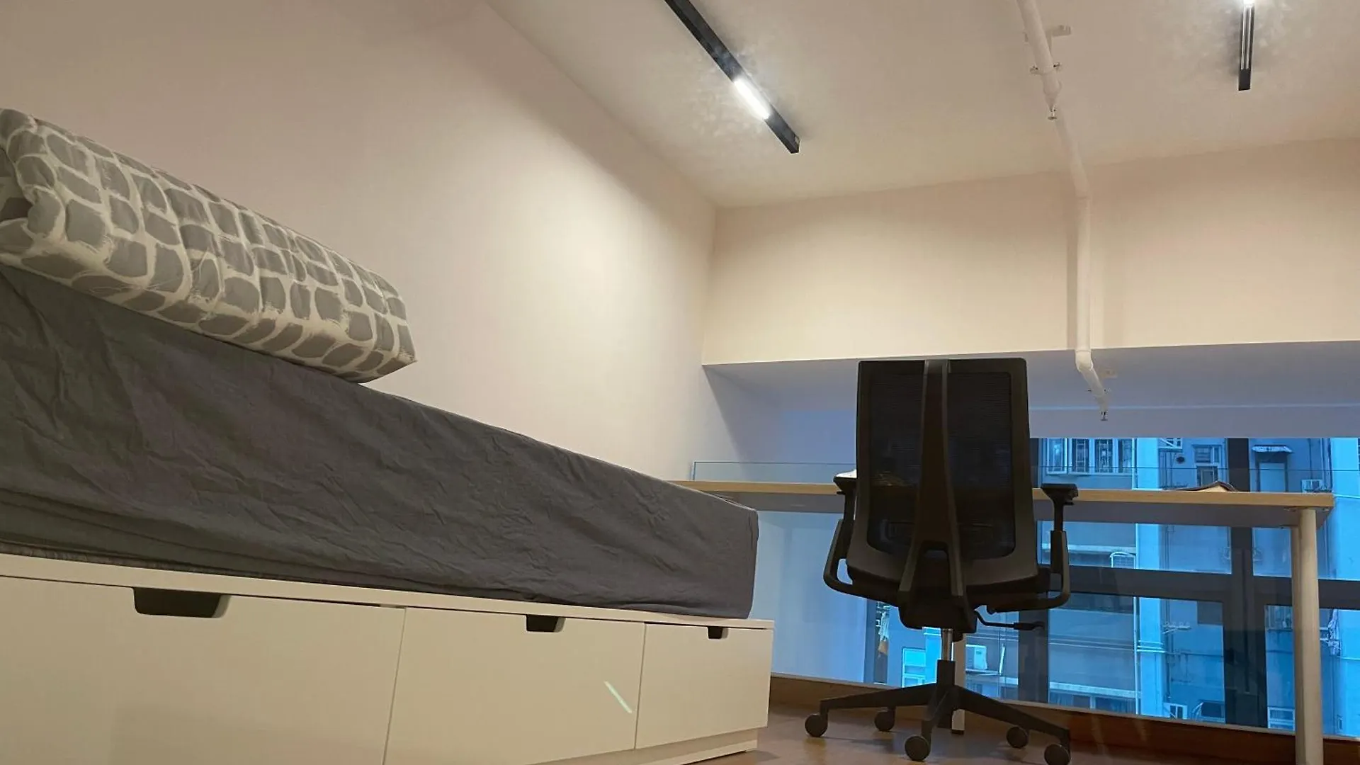 Wanchai Duplex Apartment Hong Kong